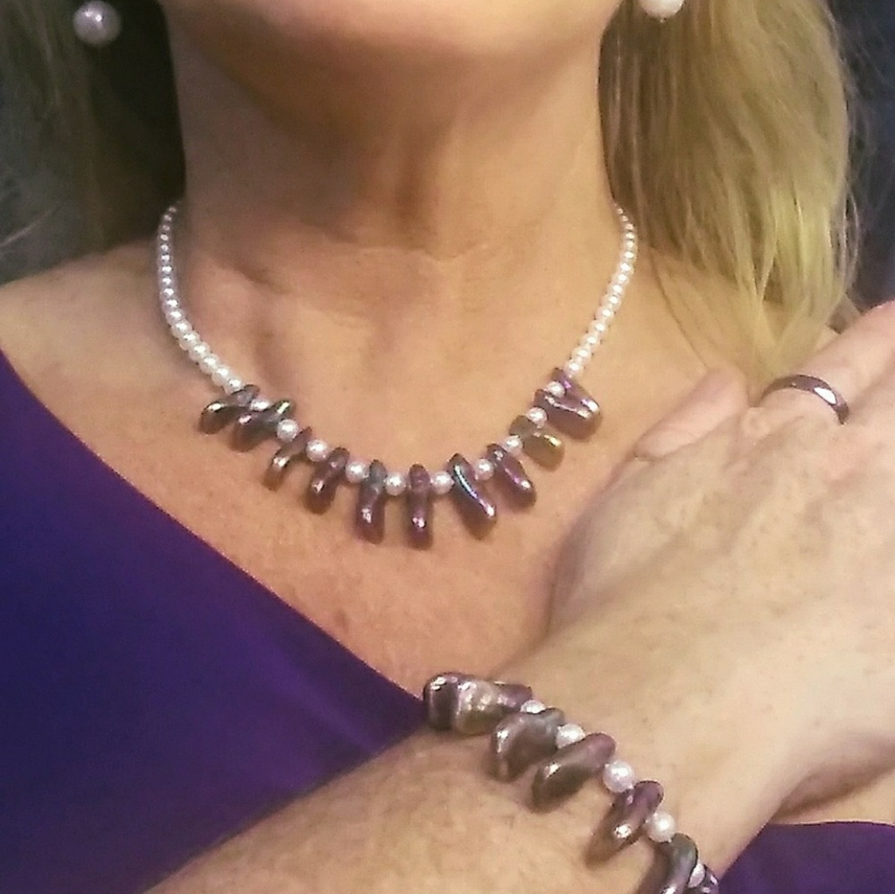 Necklace and Bracelet Set Cultured Freshwater